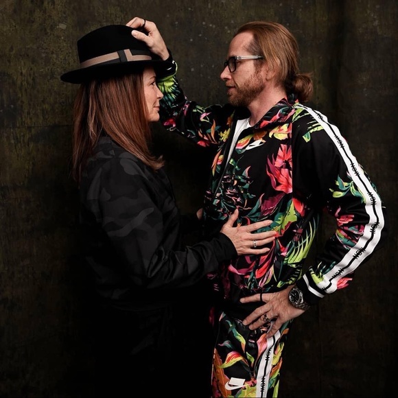 Meet your Posher, Allison - Picture 1 of 1